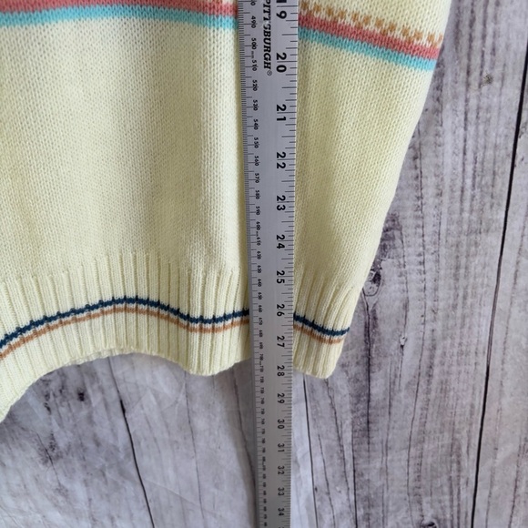 Vintage Knit Cream & Pastel Preppy Sweater Vest Medium NWT - Picture 6 of 6